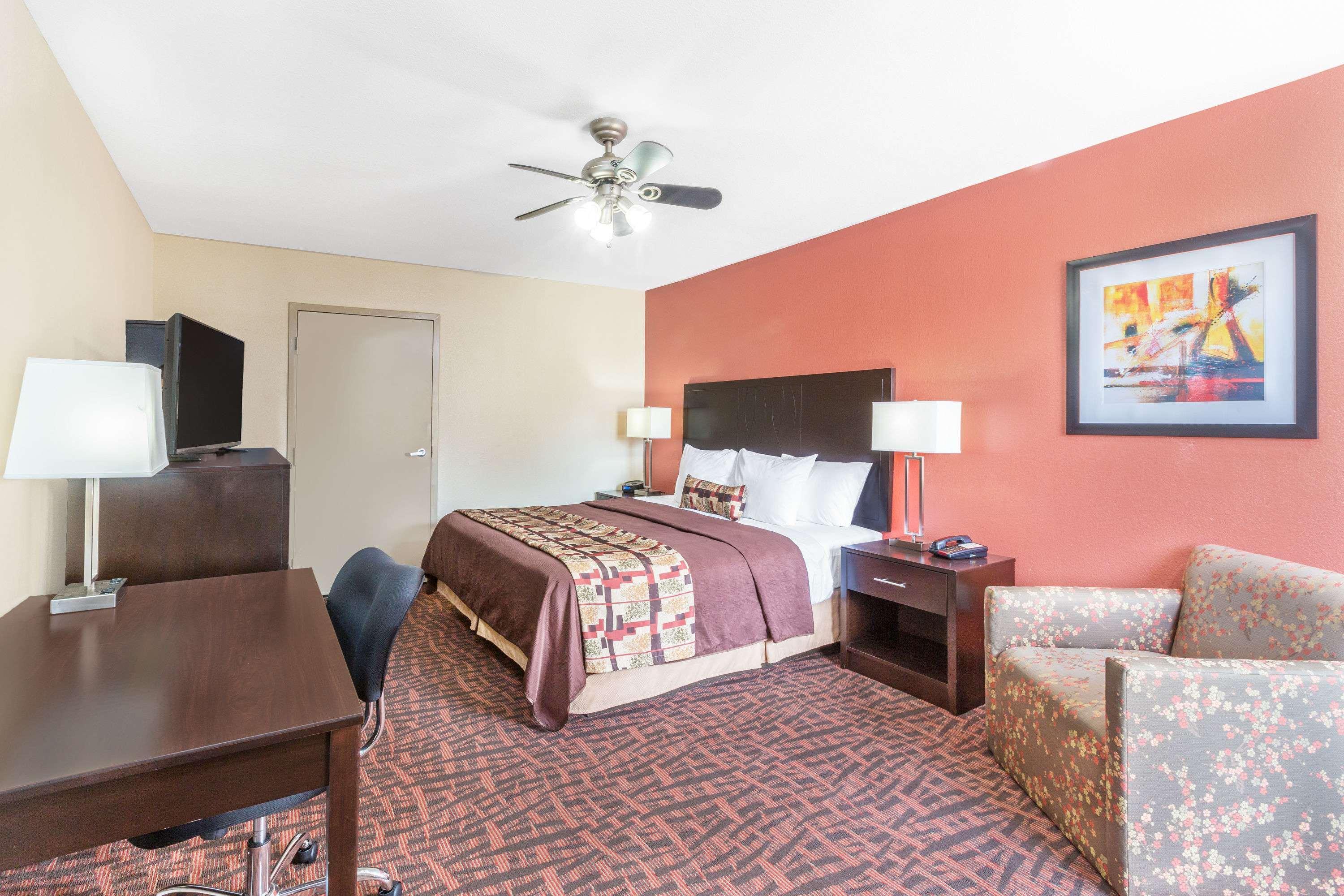 Days Inn By Wyndham Rayville Ngoại thất bức ảnh
