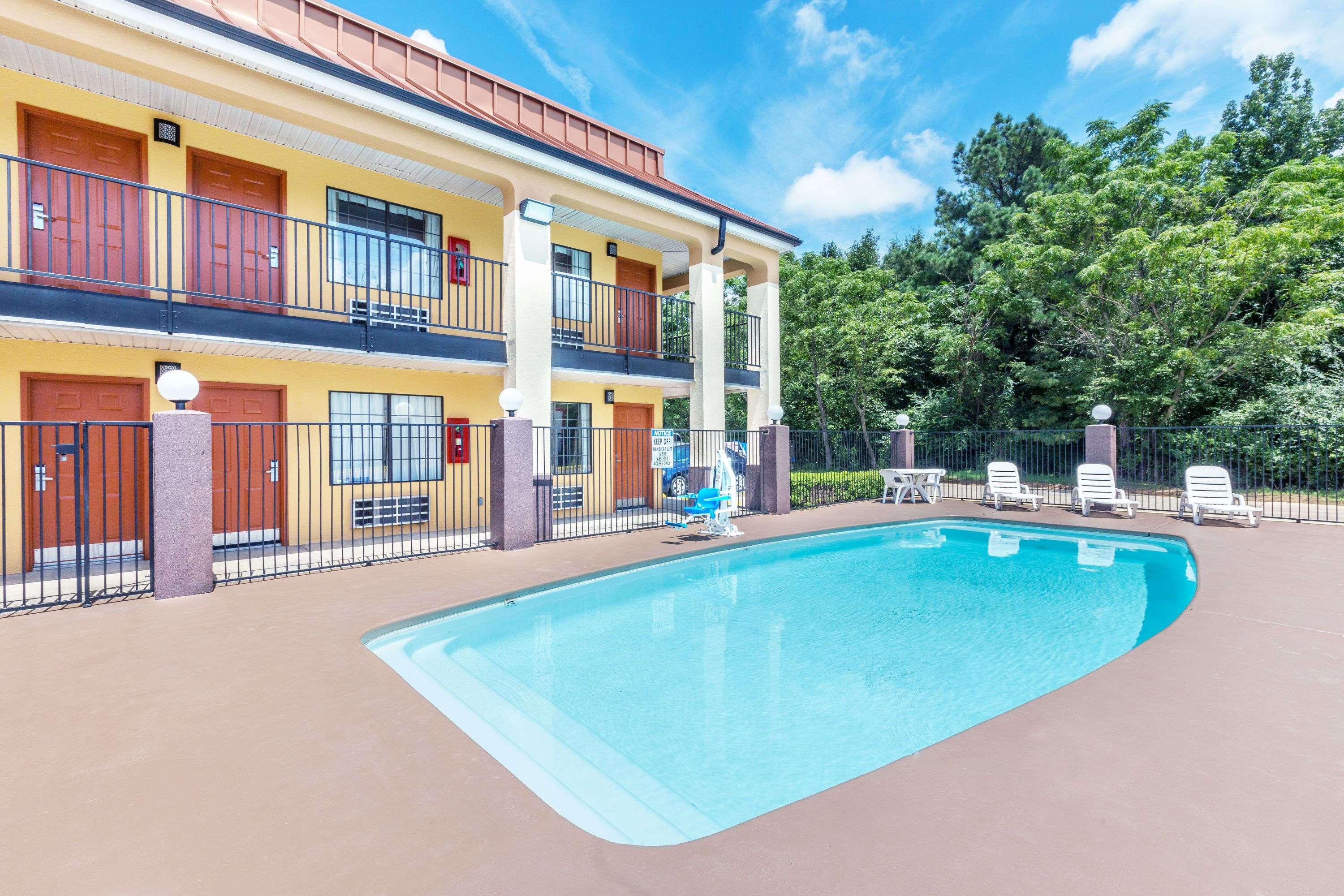 Days Inn By Wyndham Rayville Ngoại thất bức ảnh