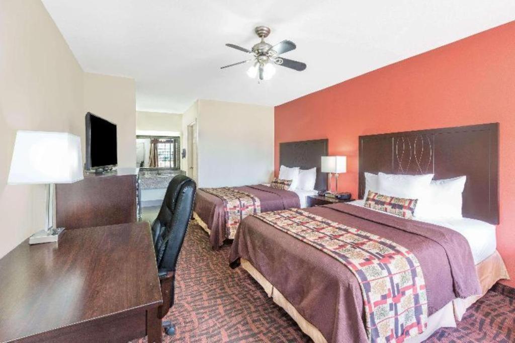 Days Inn By Wyndham Rayville Ngoại thất bức ảnh